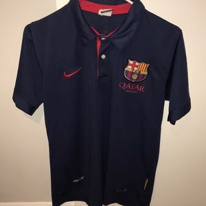 Nike Dri-Fit Barcelona w/ 2 buttons tee